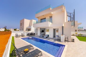 דירות לתיירים Protaras Sol E Mar Villa 3