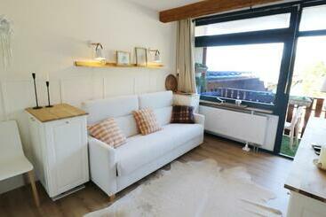 شقق خاصة سياحية Kurhotel Schluchsee App 24011   Waldblick   Indoorpool, Schluchsee