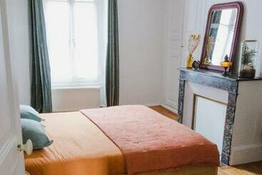 דירות לתיירים Passage De L Horloge