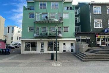 ツーリストアパートメント Day Dream Hafnarstræti Main Street One Bedroom