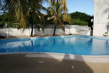 ツーリストアパートメント Les Filaos De Pereybere