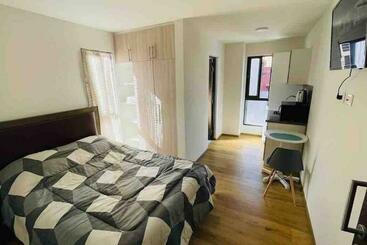 דירות לתיירים Céntrico Y Acogerdor Monoambiente En El Prado