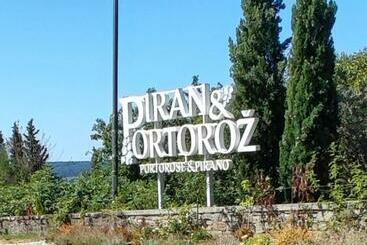 Жильё для туристов Apartma Lucijanka