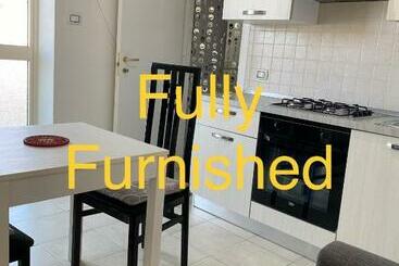 ツーリストアパートメント Casa Vacanze Dante Alighieri