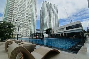 דירות לתיירים Cozy Room In The Cebu Business District Across Ayala Center Cebu