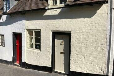 ツーリストアパートメント Little Gem On Bridgnorth S Cartway. River Views