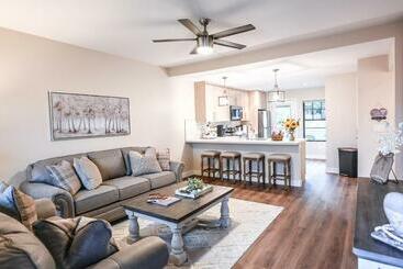 شقق خاصة سياحية South Montezuma Properties Llc