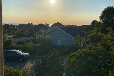 Жильё для туристов Fin Lägenhet I Hjärtat Av Mölle