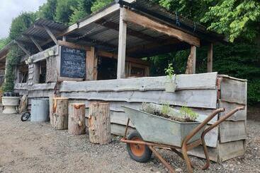 ツーリストアパートメント Lundy S Lodge At The Ranch