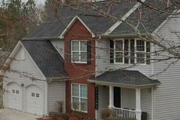شقق خاصة سياحية New Cozy Home With Different Vibes, Car Available As Well