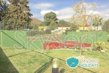 游客公寓 Sky Sea Holidays Mijas Costa