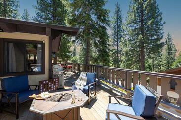 דירות לתיירים Lodgepole By Avantstay Spacious Retreat 5 Mins From Lake Tahoe Incline Village