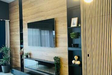 ツーリストアパートメント Luxury Villa With Breathtaking View & Hot Tub, Middle Of Golden Circle , Smart Home Lights & Electro