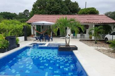 관광객 아파트 Casa Campestre Melgar Herradura Con Piscina Privada