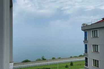 شقق خاصة سياحية Deniz Ve Dağ Manzaralı Daire