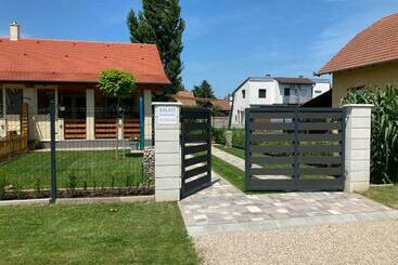 Apartamenty turystyczne Balati Vendégház