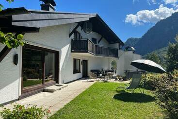 ツーリストアパートメント Die Landhausvilla In Unterach Am Attersee