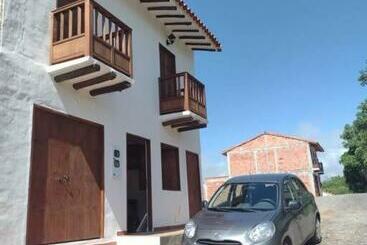 דירות לתיירים Hermosa Casa Tipo Colonial En Barichara