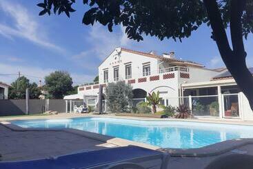 דירות לתיירים La Cigale Argeles   Studio Pyrenees Orientales