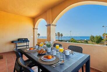 شقق خاصة سياحية Marina Iv Unique Experience At Wyndham Resort