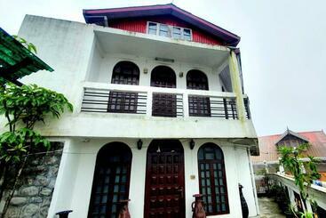 Apartamentos turísticos Neo S Bnb   4 Bhk Central Town Duplex