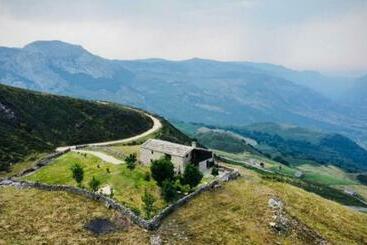 관광객 아파트 Tiñones Cabaña Pasiega