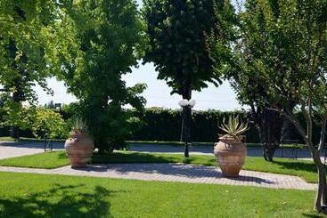 فندق Albergo Aurora