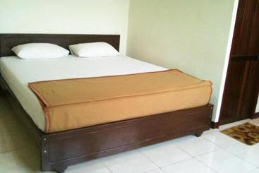 هتل Aroma Inn Pontianak