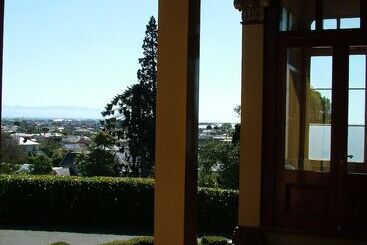 هتل Fellworth House For Solo Travellers