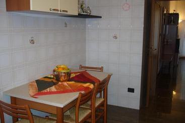 هتل House