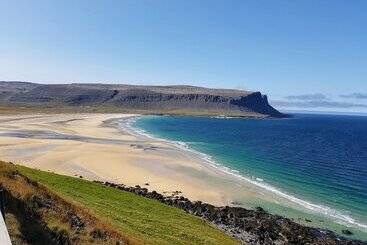 هتل Latrabjarg