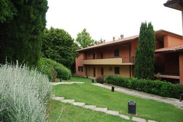 ホテル Residenze Al Colle Dei Pini