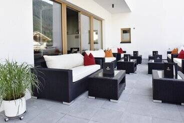 بنسيون Alpenfeuer Montafon