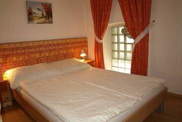 آپارتمان Pension Tal Studios