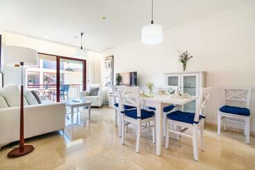 דירות לתיירים Apartamentos Albir Confort   Avenida 3 Dorm