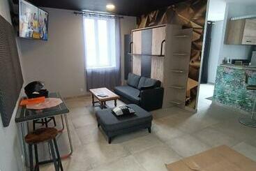 شقق خاصة سياحية Bourg St Hilaire