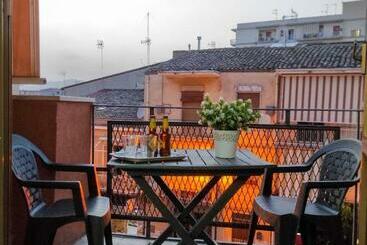 شقق خاصة سياحية La Casa Sul Corso