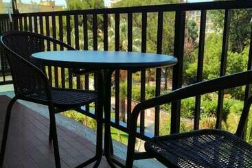 ツーリストアパートメント La Vela Di Franco