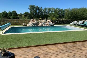 관광객 아파트 Maison D Arachides Gorgeous Gite In Great Location