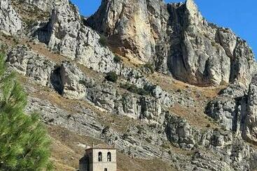 شقق خاصة سياحية Puentecuervo