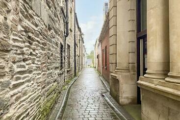 شقق خاصة سياحية Cosy Seaside Town Cottage With Private Garden