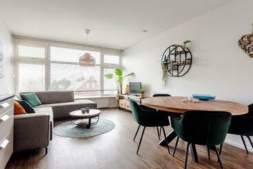 شقق خاصة سياحية De Schelp 85