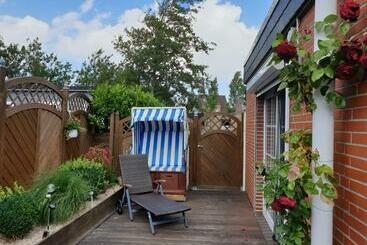 ツーリストアパートメント Ferienhaus Am Südstrand Borkum