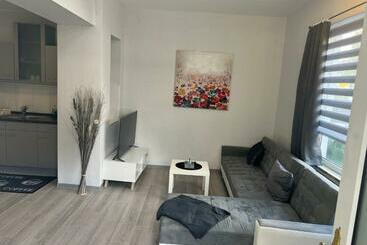 游客公寓 Ferienwohnung Am Park