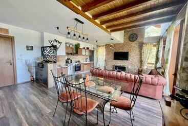 游客公寓 Pirin Golf Penthouse Iliyana