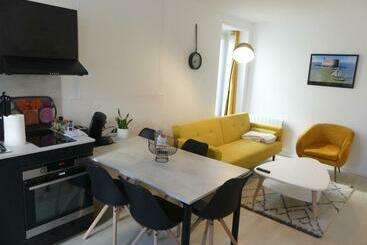 דירות לתיירים Superbe Maison Rénovée En Centre Ville