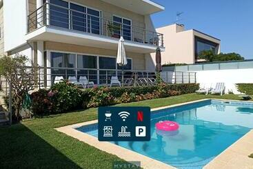 ツーリストアパートメント Mystay   Villa Luísa