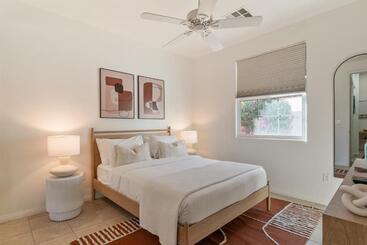 ツーリストアパートメント Desert Sunset By Vare Pool Spa Gym Tennis