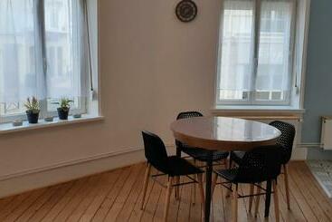 ツーリストアパートメント Studio 30 M2 Refait à Neuf Idéalement Situé Centre Ville Et Plage