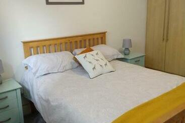 דירות לתיירים Town Centre One Bed Apartment